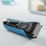 Braun Series3 ProSkin 3045s wiederaufladbarer Elektrorasierer Wet&Dry, blau